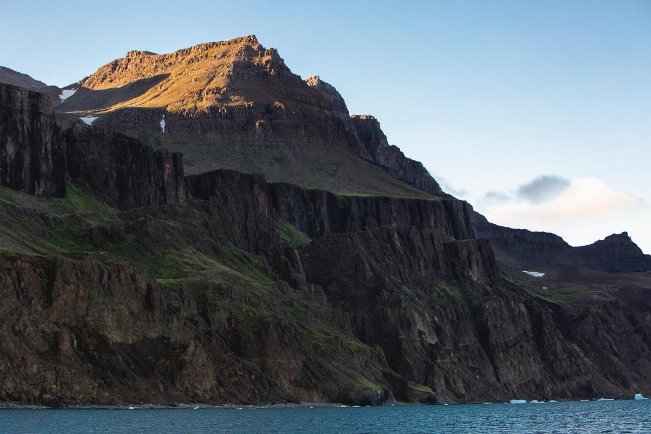 Hotel Disko Island Qeqertarsuaq Kültér fotó